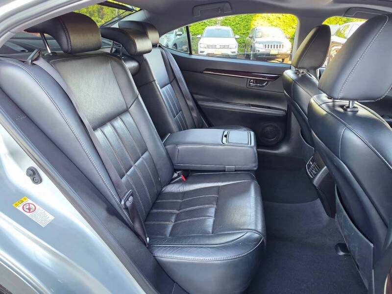 2016 Lexus ES 350