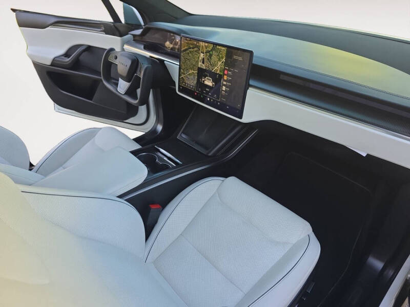 2022 Tesla Model X Plaid