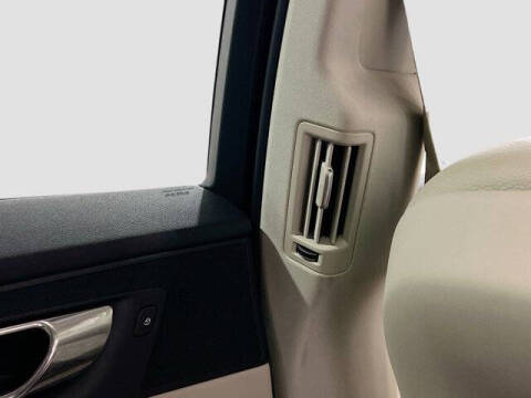 2021 Volvo XC60 T5 Momentum