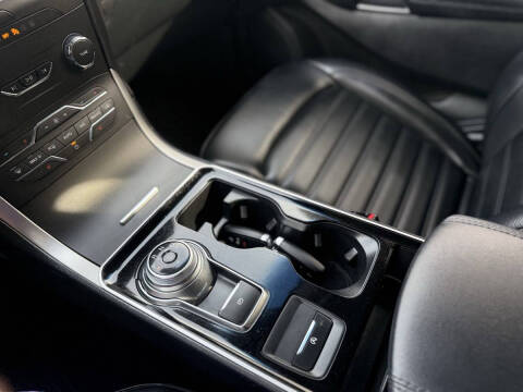 2020 Ford Edge SEL