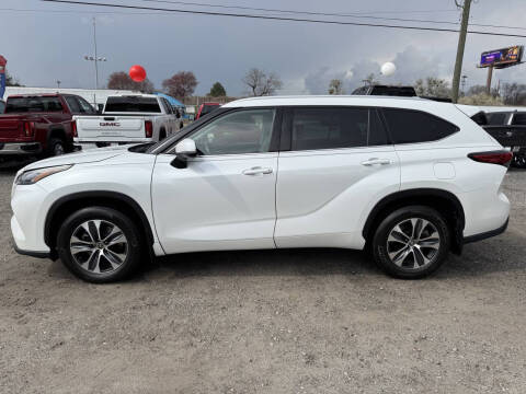 2022 Toyota Highlander XLE