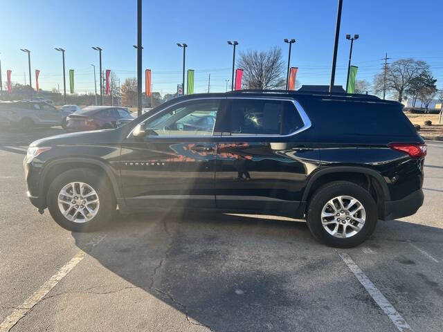 2021 Chevrolet Traverse LT Cloth