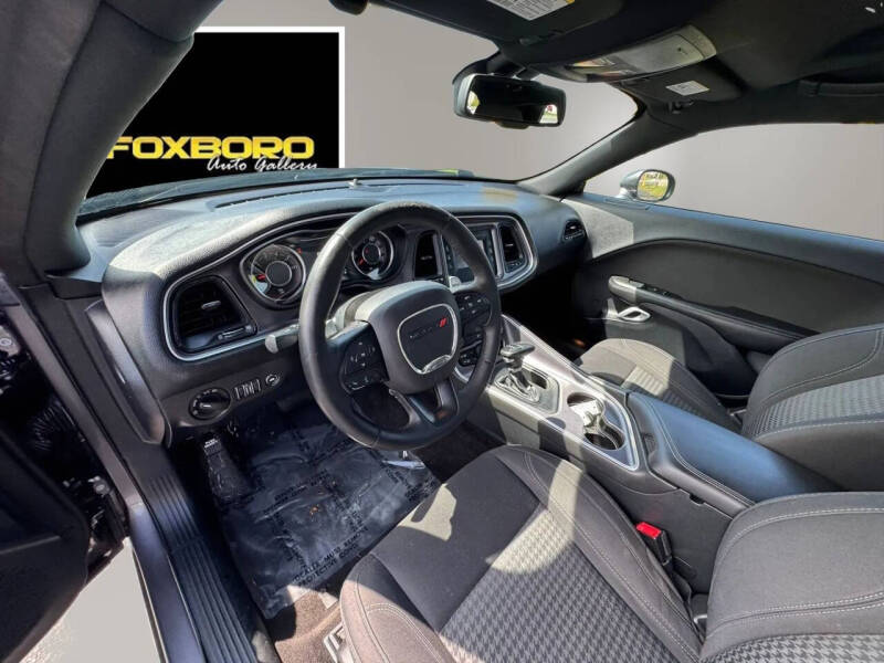 2015 Dodge Challenger SXT