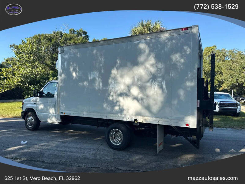 2013 Ford E-Series E-450 SD