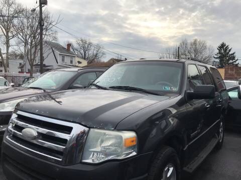 2007 Ford Expedition for sale at Chambers Auto Sales LLC in Trenton NJ