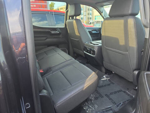 2023 GMC Sierra 1500 SLT