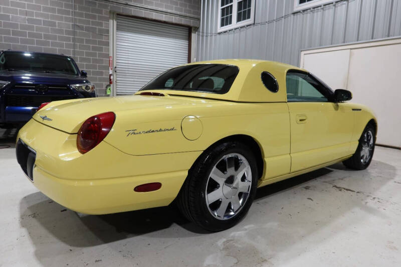 2002 Ford Thunderbird Deluxe