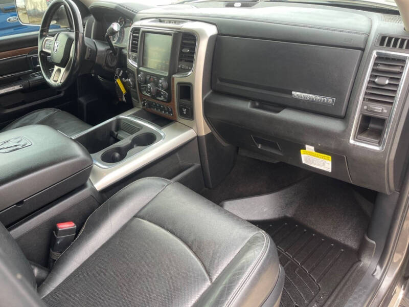 2016 RAM 2500 Laramie