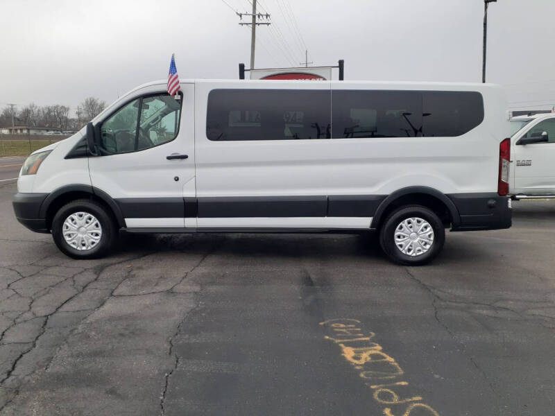 2016 Ford Transit XLT's photo