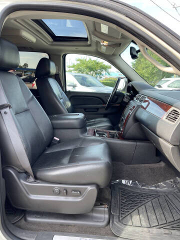 2012 Chevrolet Avalanche LTZ