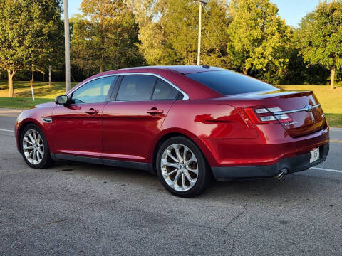 2015 Ford Taurus Limited