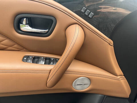 2022 Infiniti QX80 Sensory