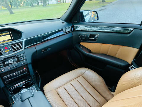 2010 Mercedes-Benz E-Class E 550 Luxury