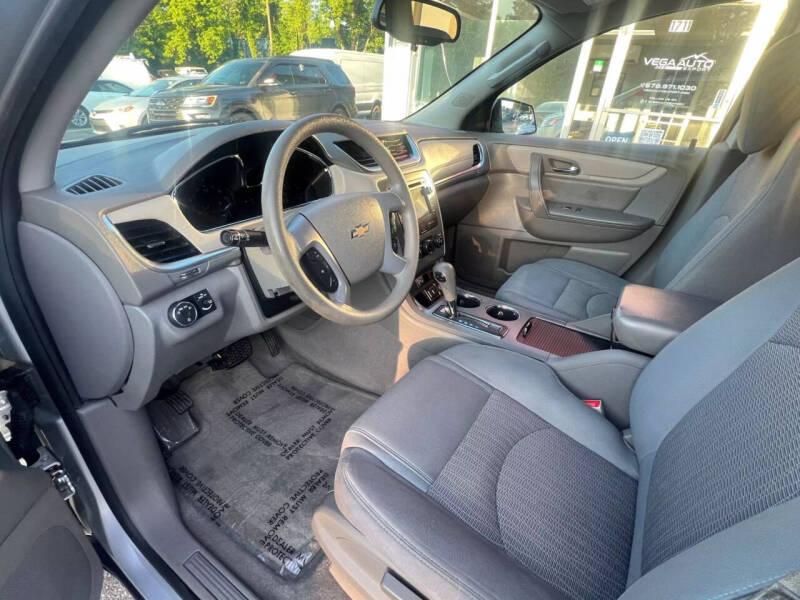 2017 Chevrolet Traverse LS