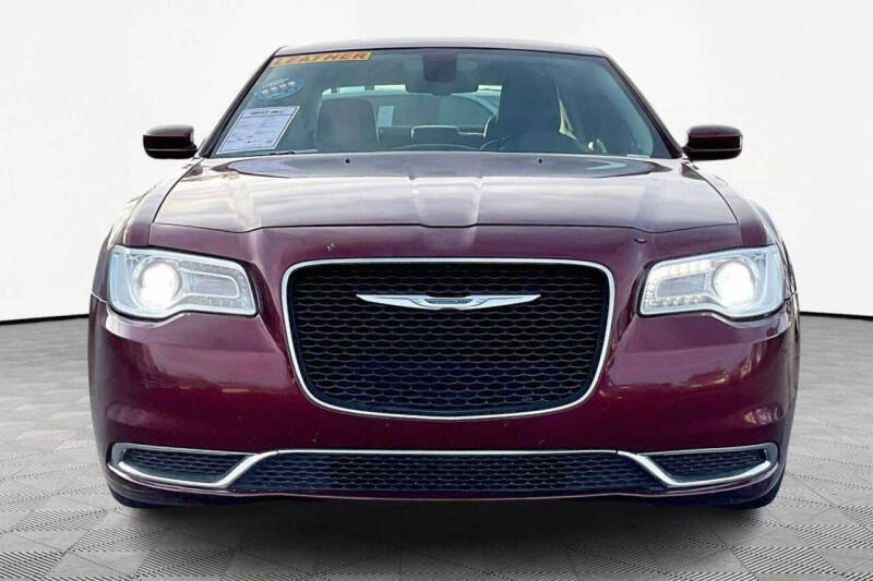 2016 Chrysler 300