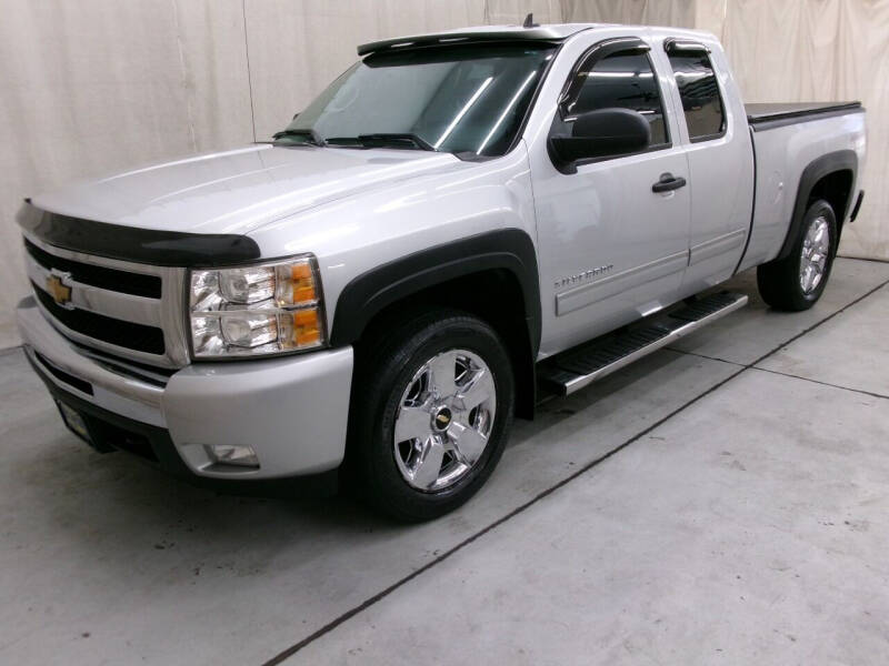 2011 Chevrolet Silverado 1500 for sale at Paquet Auto Sales in Madison OH