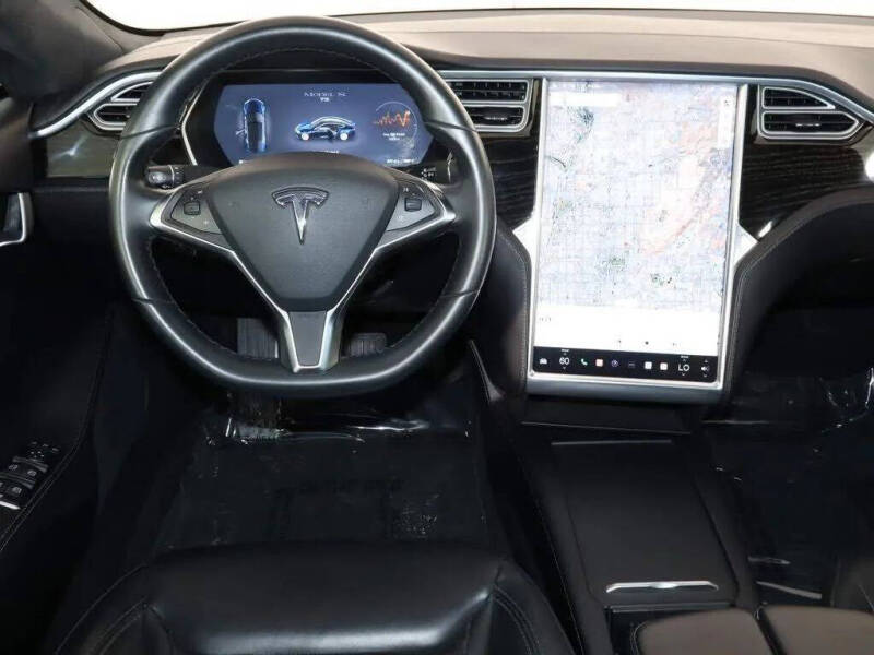 2015 Tesla Model S