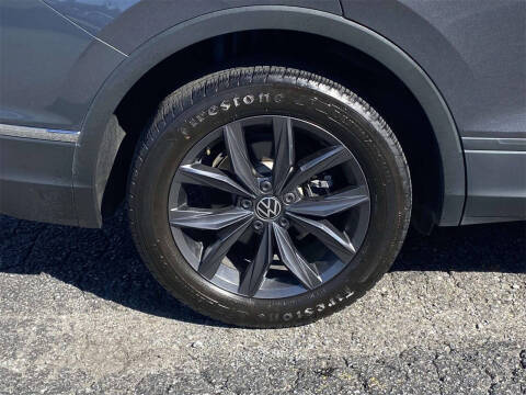 2022 Volkswagen Tiguan SE