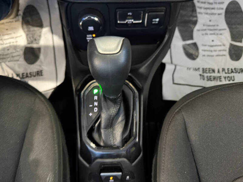 2017 Jeep Renegade Altitude