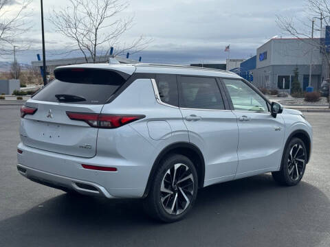 2023 Mitsubishi Outlander PHEV SEL