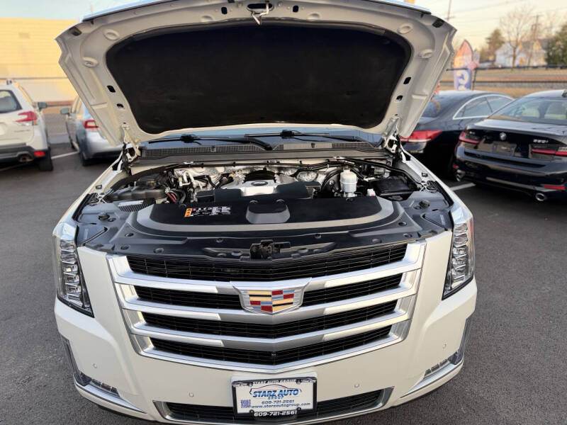 2017 Cadillac Escalade ESV Premium Luxury