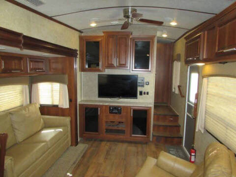 2016 Forest River F282RKX