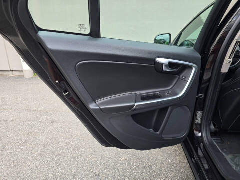 2017 Volvo S60 T5 Dynamic