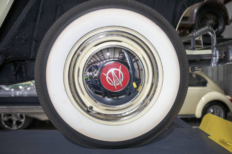 1950 Willys Jeepster