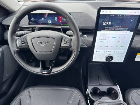 2025 Ford Mustang Mach-E Premium