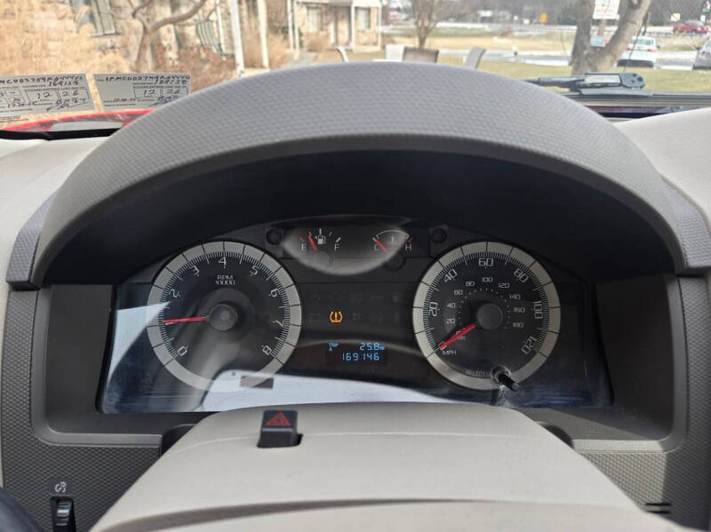 2009 Ford Escape XLS