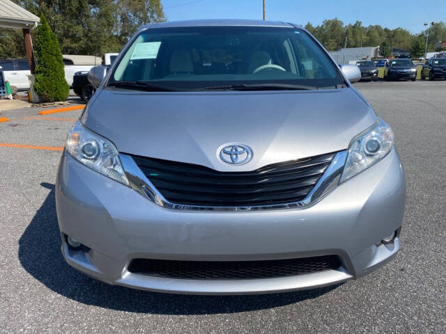 2013 Toyota Sienna for sale at Driven Pre-Owned in Lenoir, NC