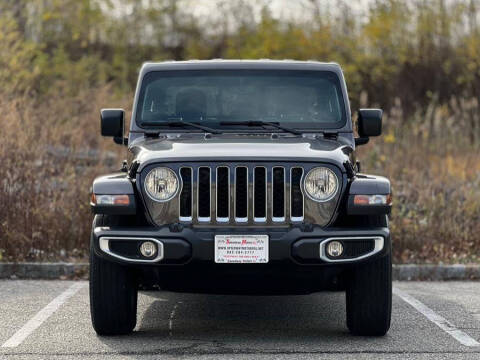 2022 Jeep Gladiator Overland