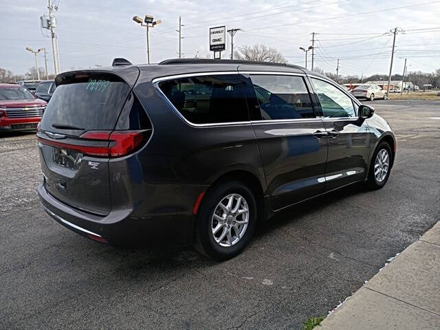 2022 Chrysler Pacifica Touring L
