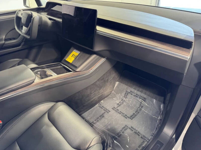 2024 Tesla Model X