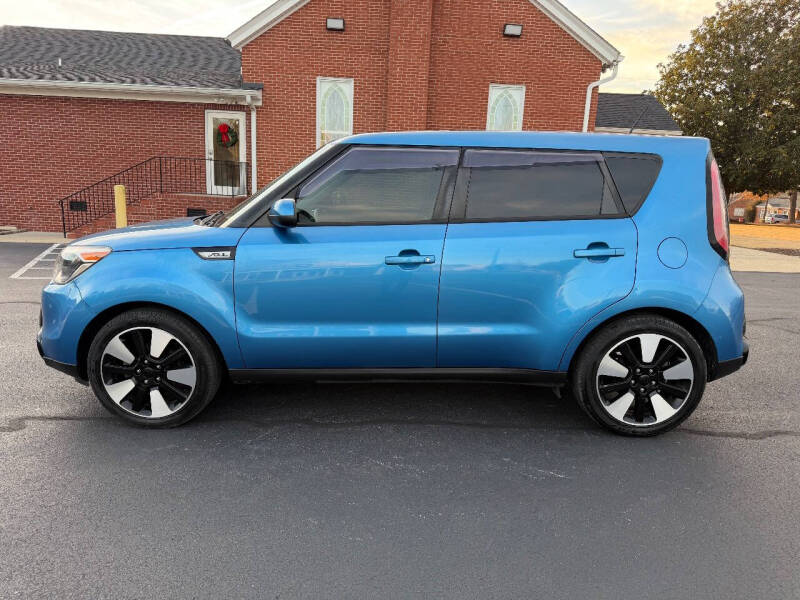 2016 Kia Soul +
