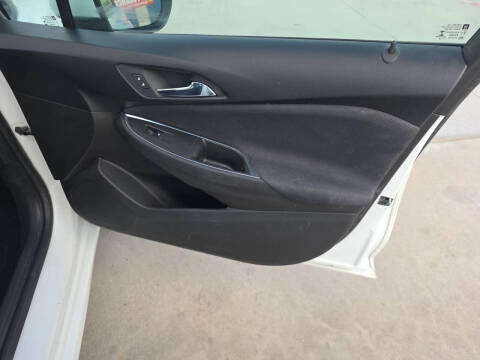 2017 Chevrolet Cruze LS Auto