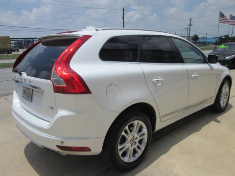 2015 Volvo XC60 T5 Drive-E Platinum