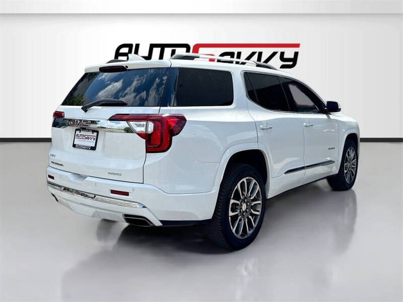 2020 GMC Acadia Denali