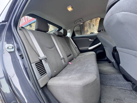 2015 Toyota Prius Two