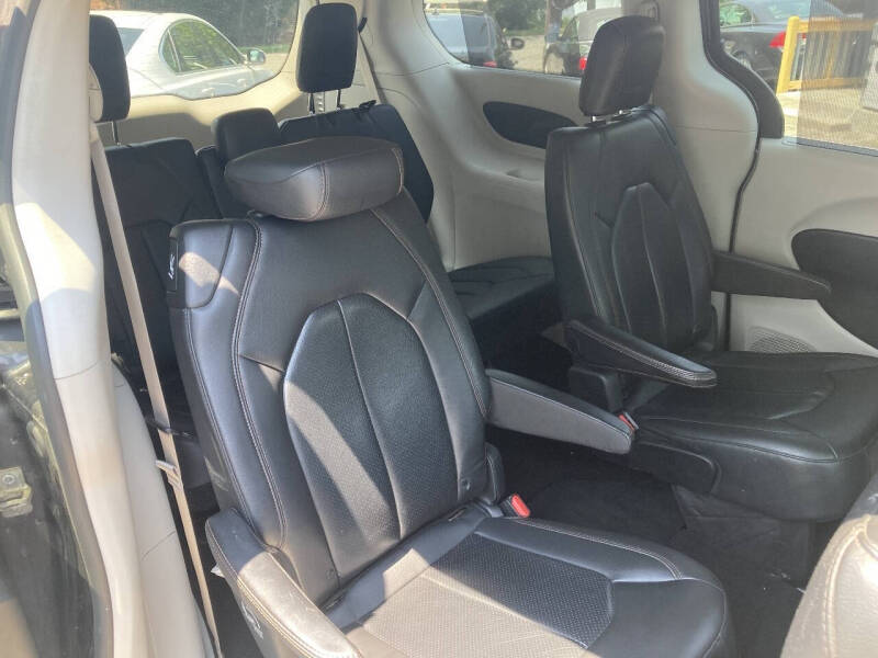 2019 Chrysler Pacifica Touring L