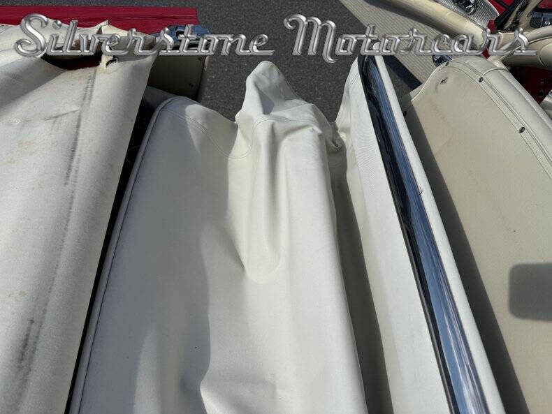 1957 Ford Thunderbird