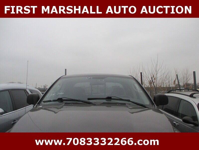 2004 Dodge Ram 1500 for sale at First Marshall Auto Auction in Harvey IL