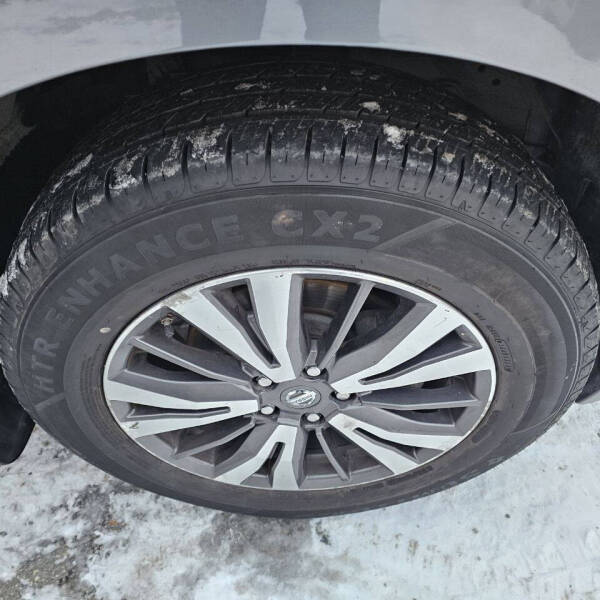 2017 Nissan Pathfinder S