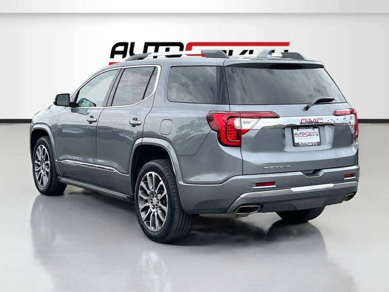 2022 GMC Acadia Denali