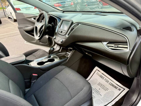 2017 Chevrolet Malibu LT