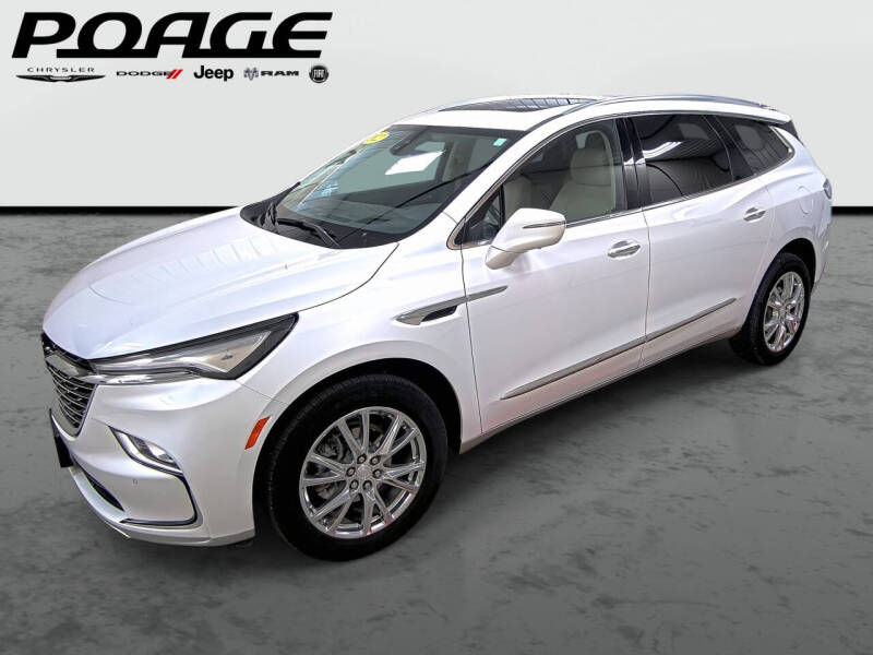 2022 Buick Enclave Premium's photo