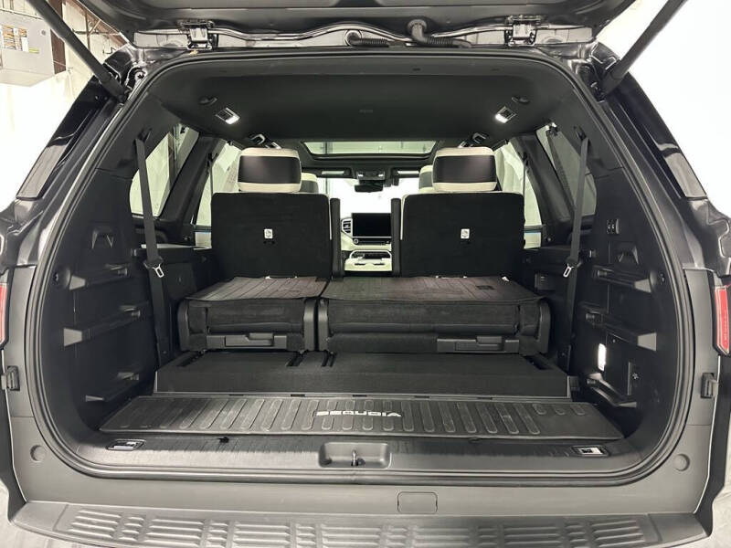 2024 Toyota Sequoia Capstone