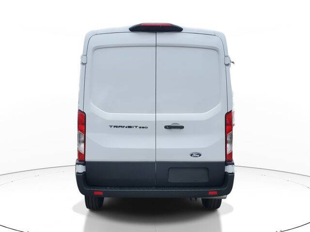2026 Ford Transit 250