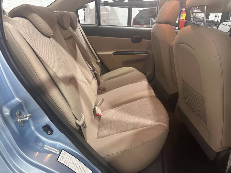 2011 Hyundai Accent GLS