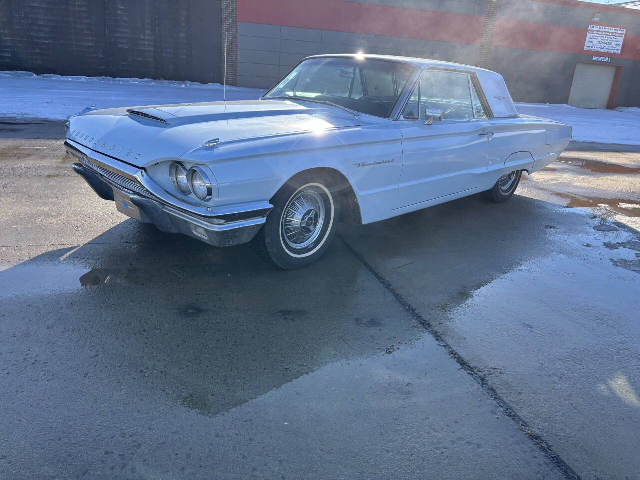 1964 Ford Thunderbird 8
